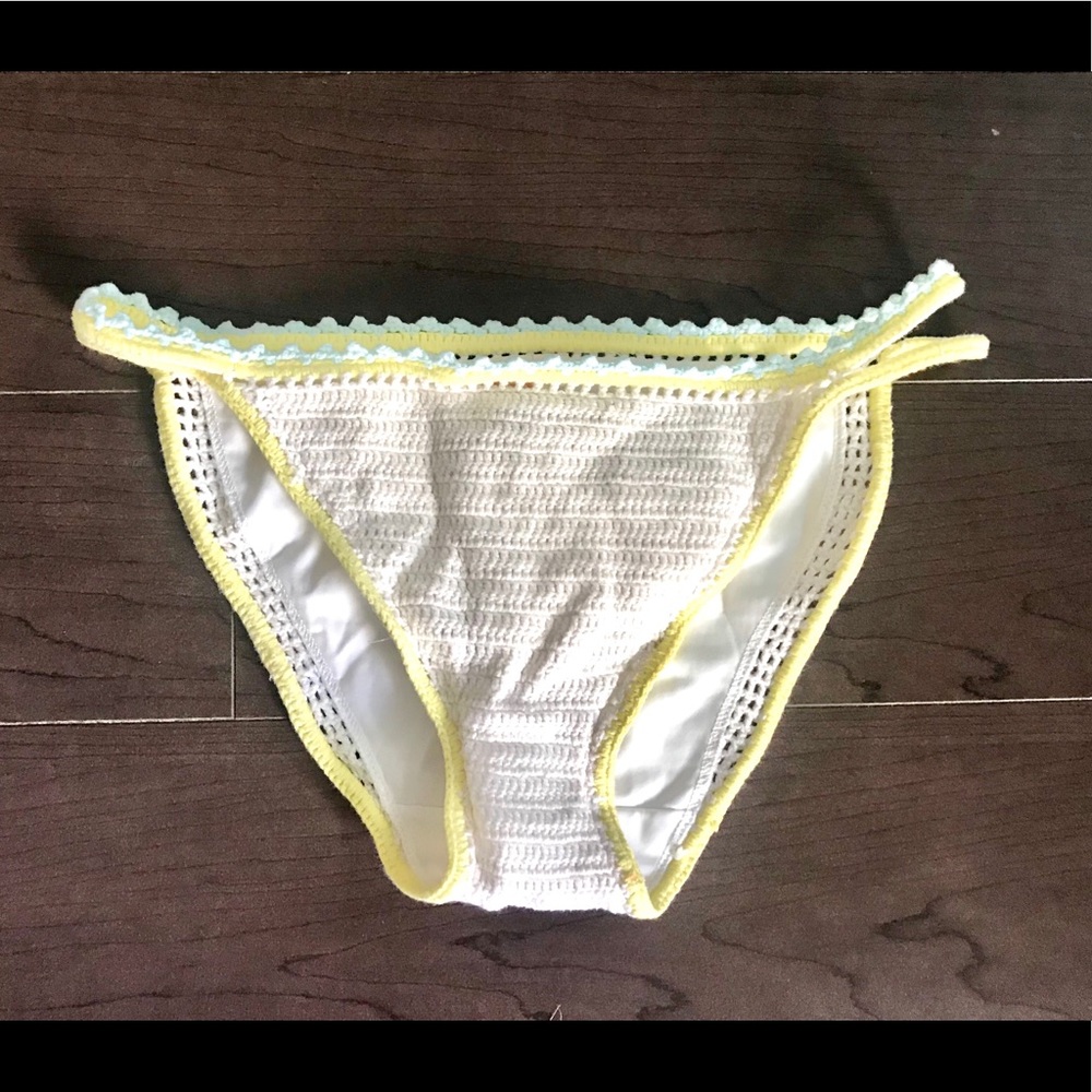 Tory Burch White Crochet Bikini Bottoms SzXS NWT